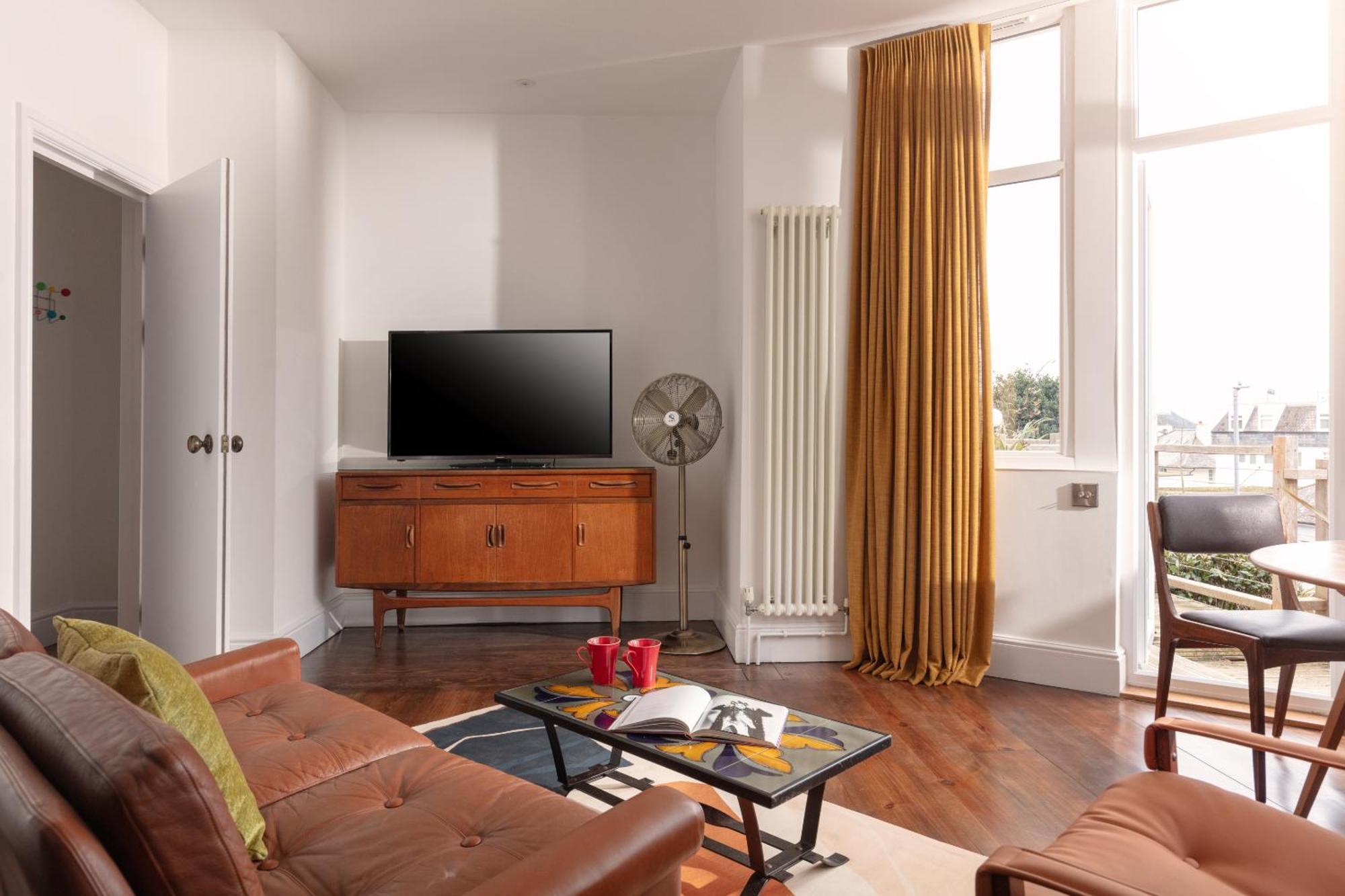 Chelsea House Holiday Apartments فالموث الغرفة الصورة