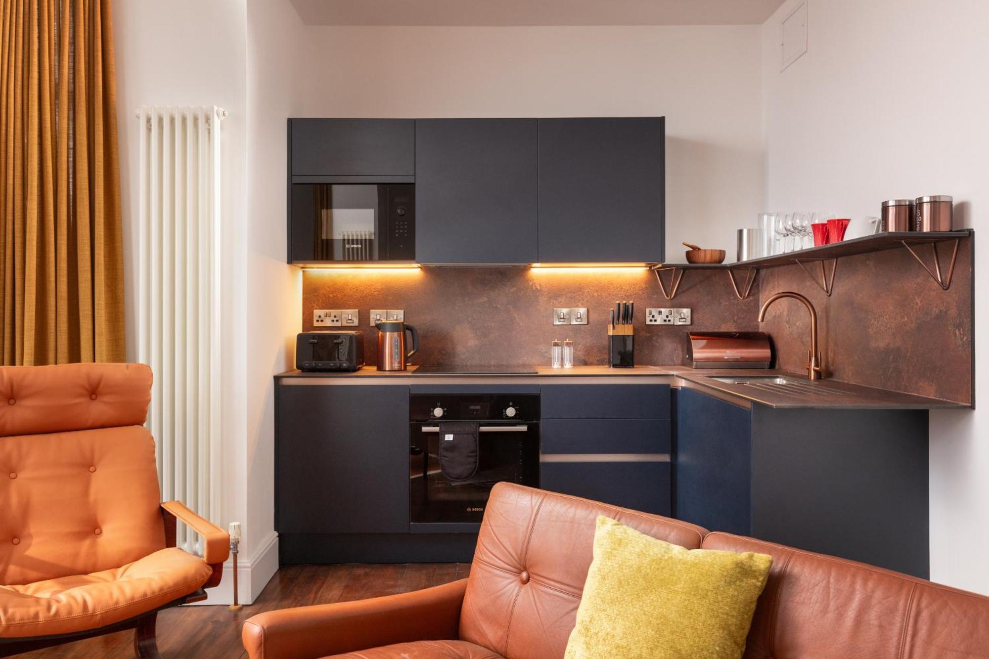 Chelsea House Holiday Apartments فالموث الغرفة الصورة